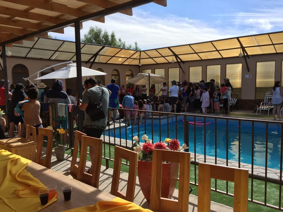Cabanas Hara - Kara Villa Calama Bagian luar foto