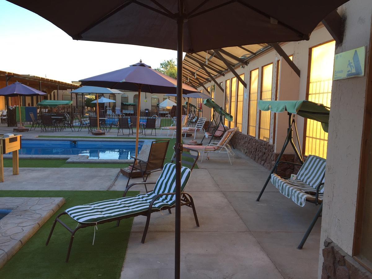 Cabanas Hara - Kara Villa Calama Bagian luar foto