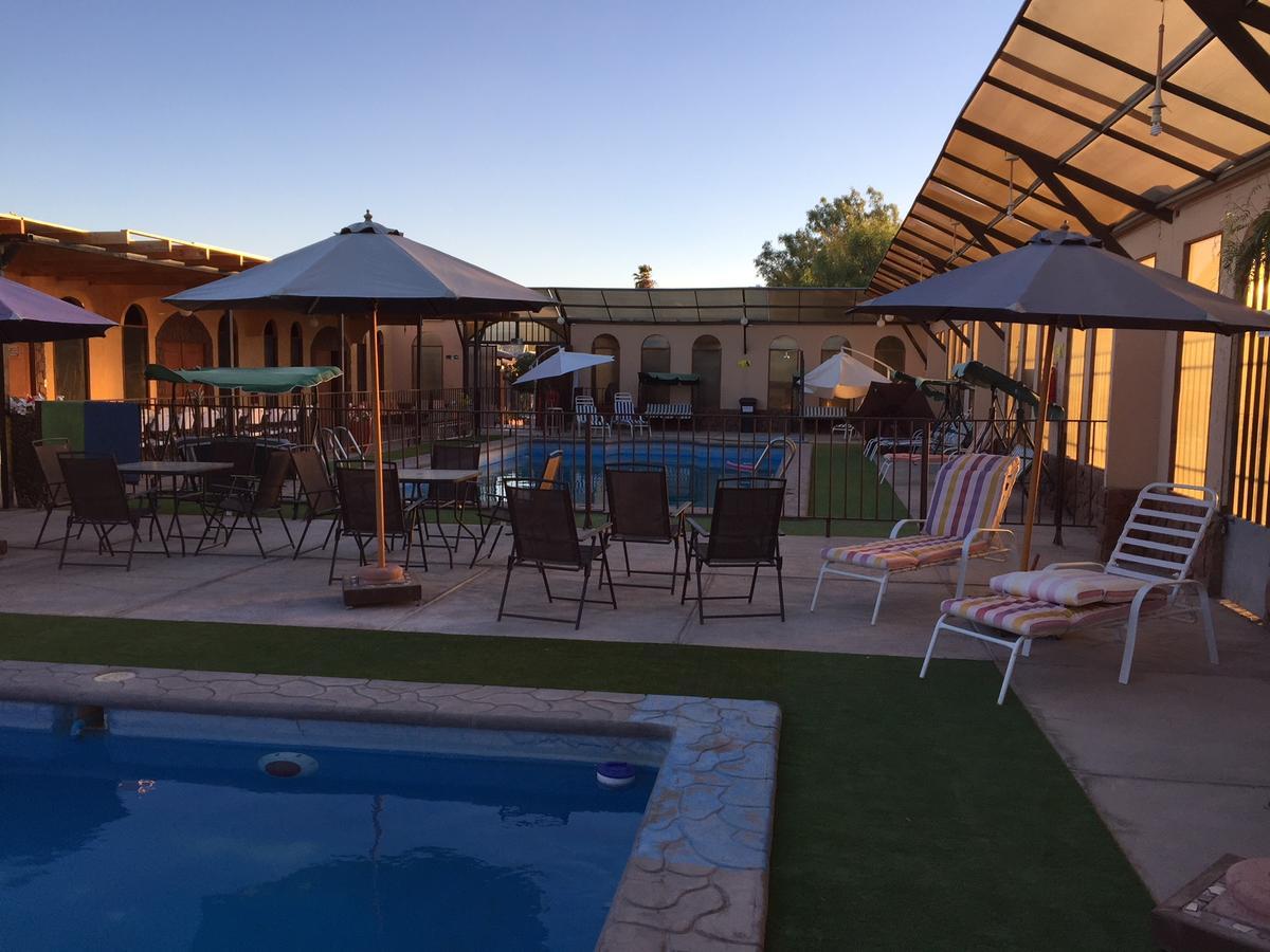 Cabanas Hara - Kara Villa Calama Bagian luar foto