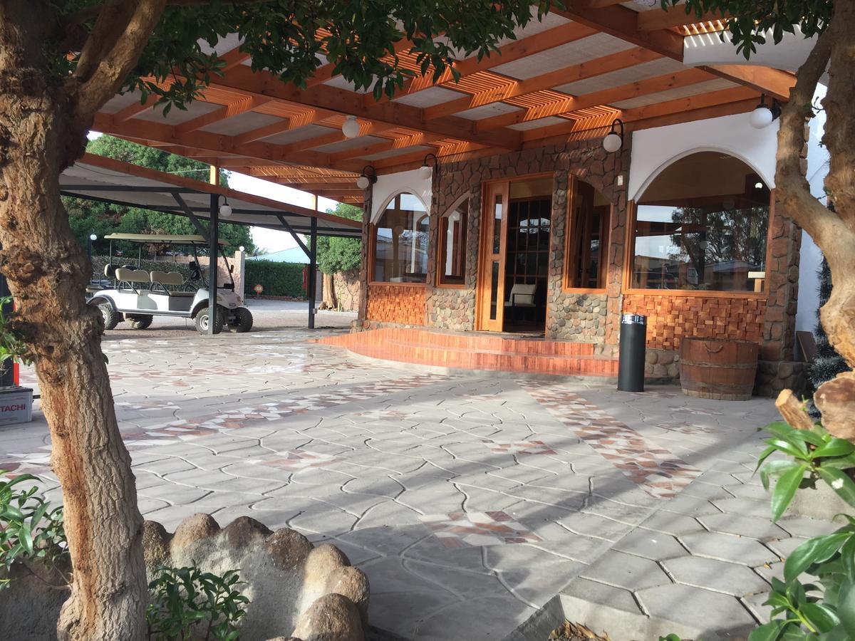 Cabanas Hara - Kara Villa Calama Bagian luar foto