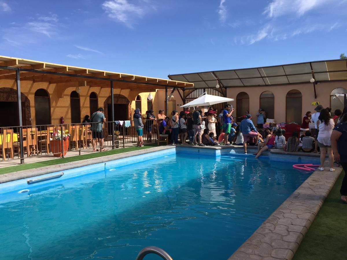 Cabanas Hara - Kara Villa Calama Bagian luar foto